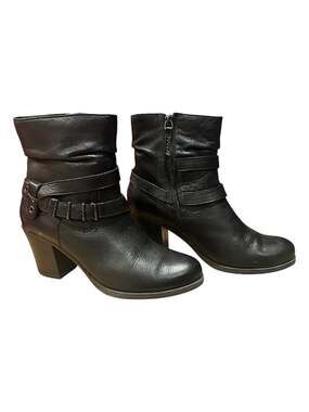 Tamaris Black Leather Ankle Boots with Buckle Detail Size 38